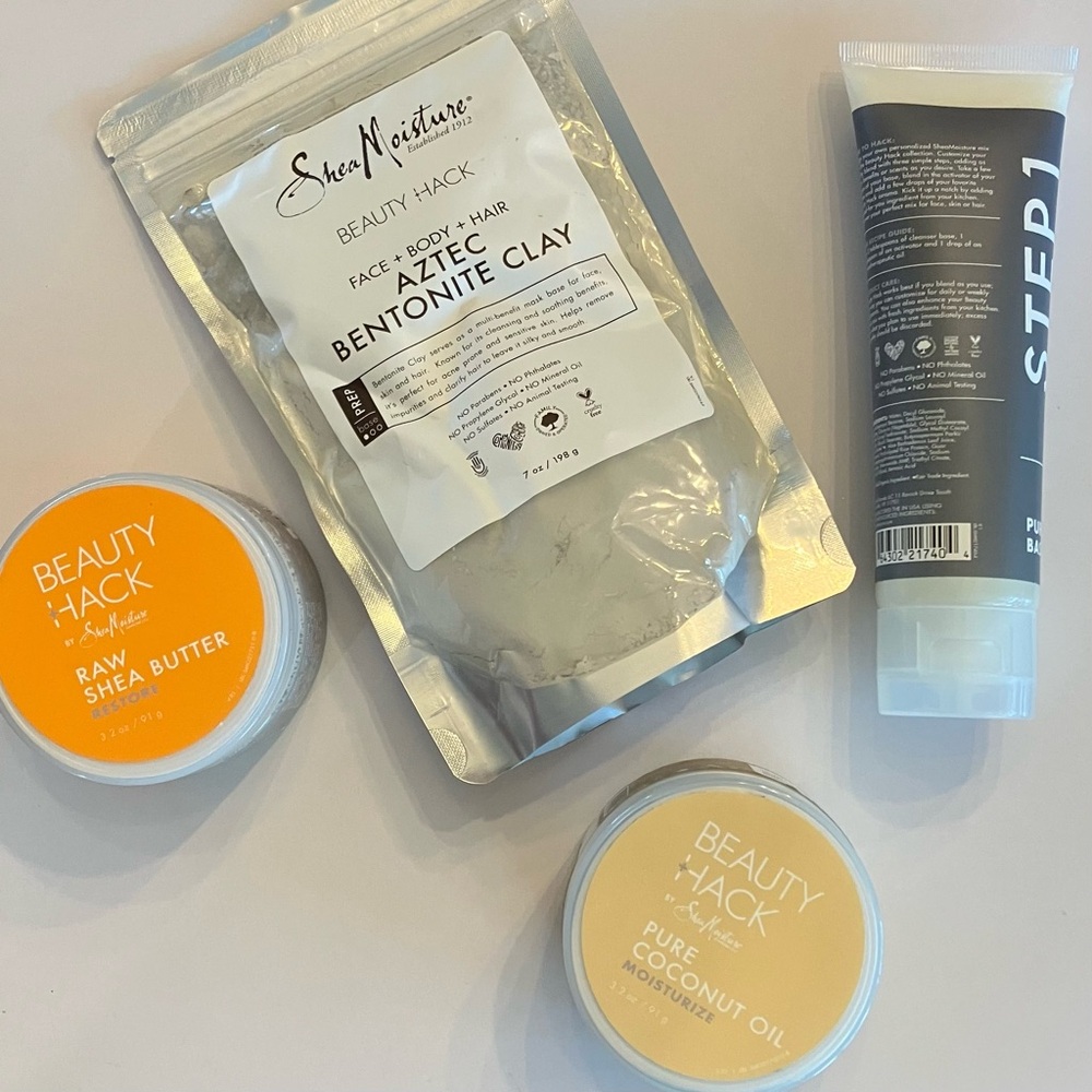 By Shea Moisture- Bentonite Clay, Pure Coconut Oil, Raw Shea Butter, Shampoo